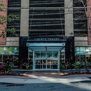 Apartment Liberty Towers - A Premier Furnished, New York